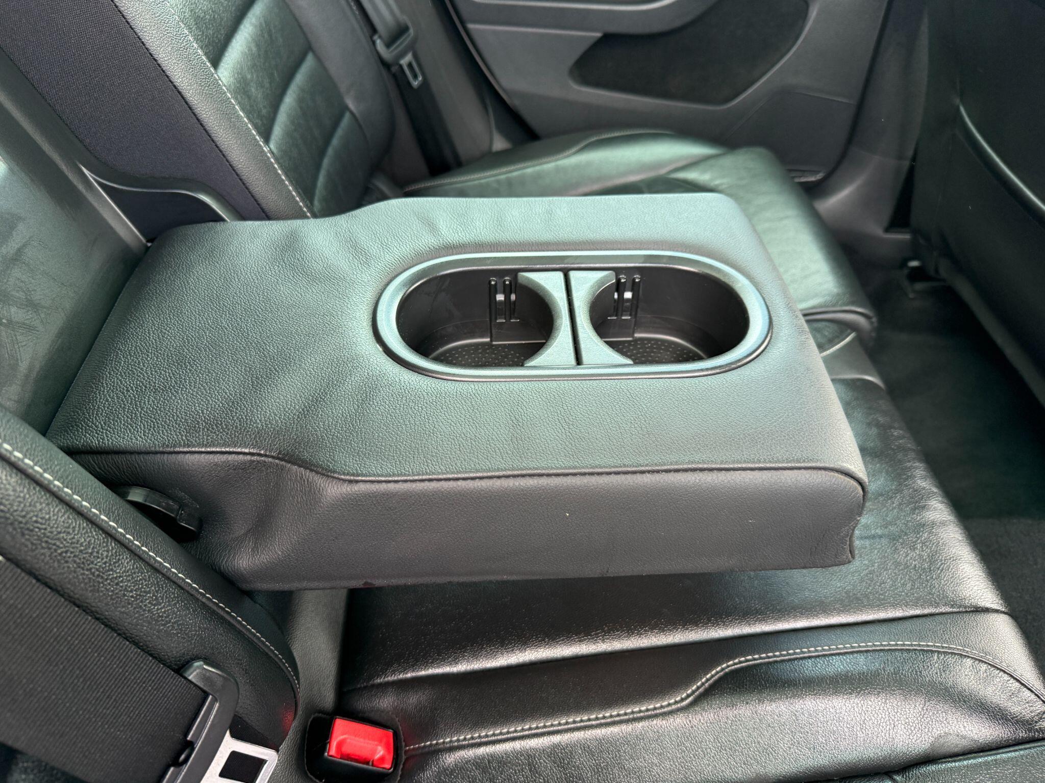 Volkswagen Golf - Image 42