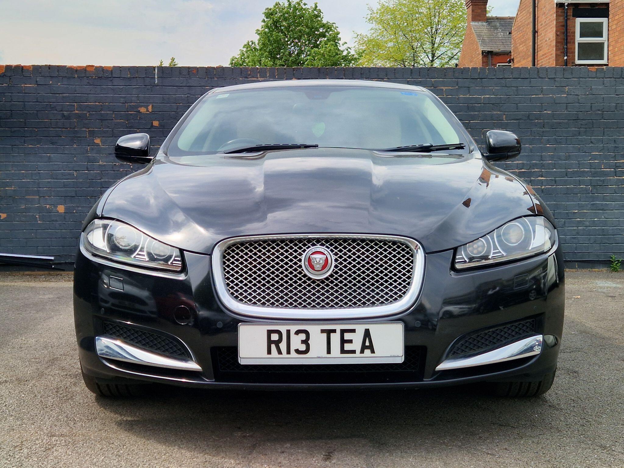 Jaguar XF - Image 17