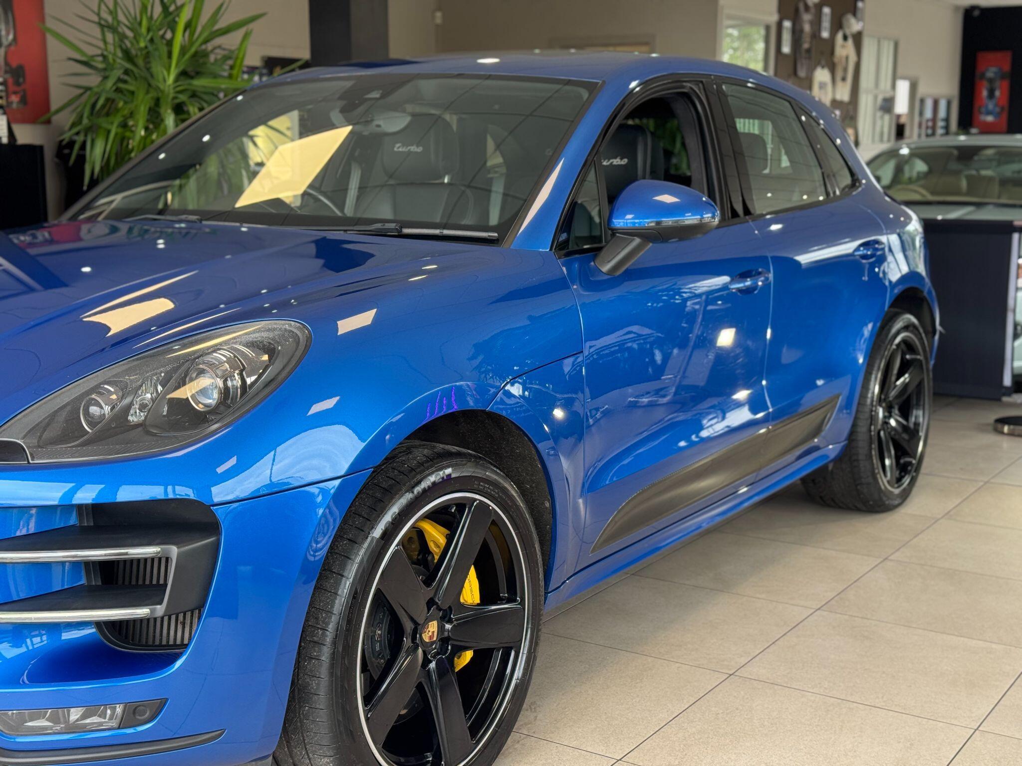 Porsche Macan - Image 9