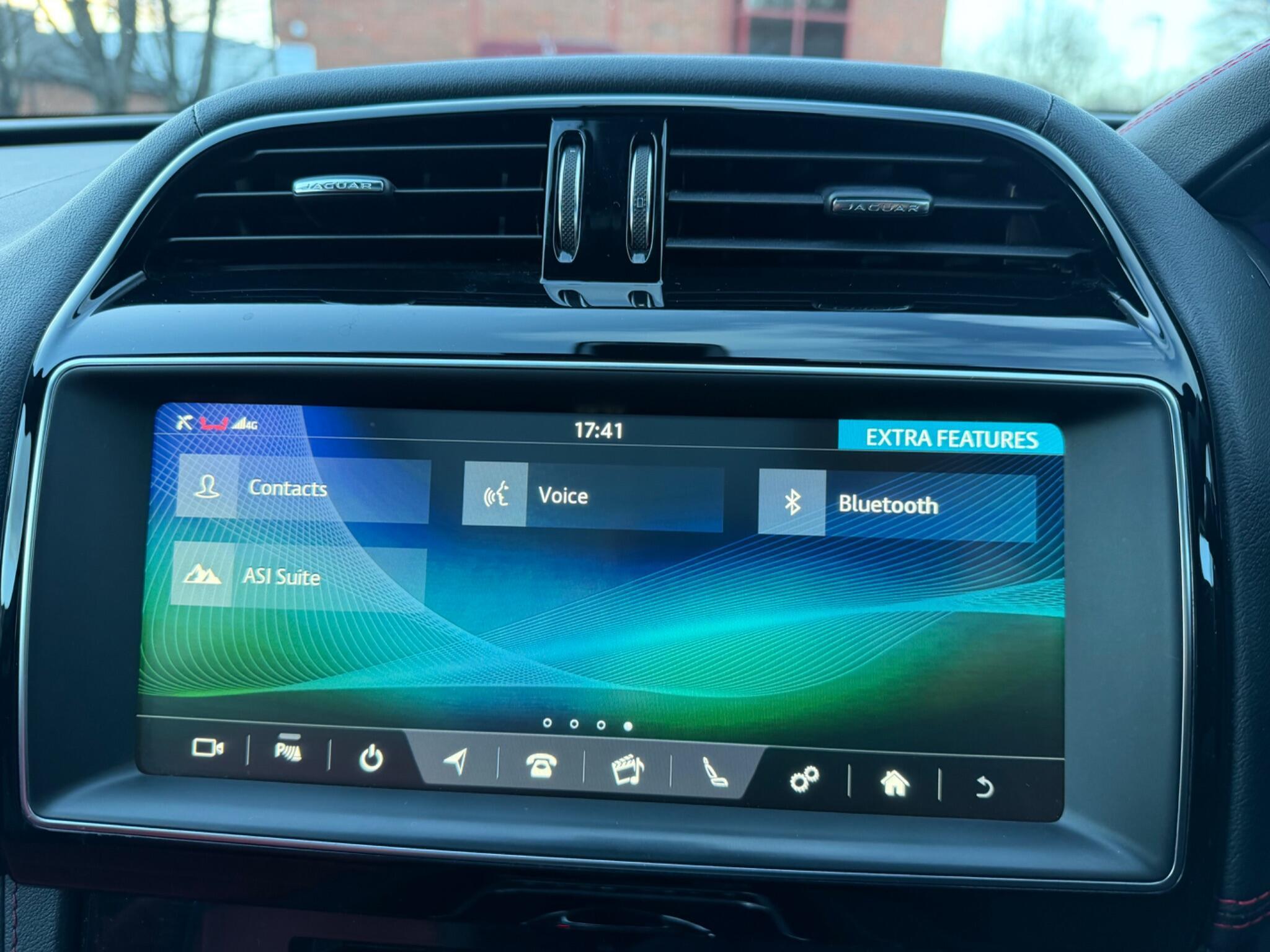 Jaguar F-Pace - Image 65