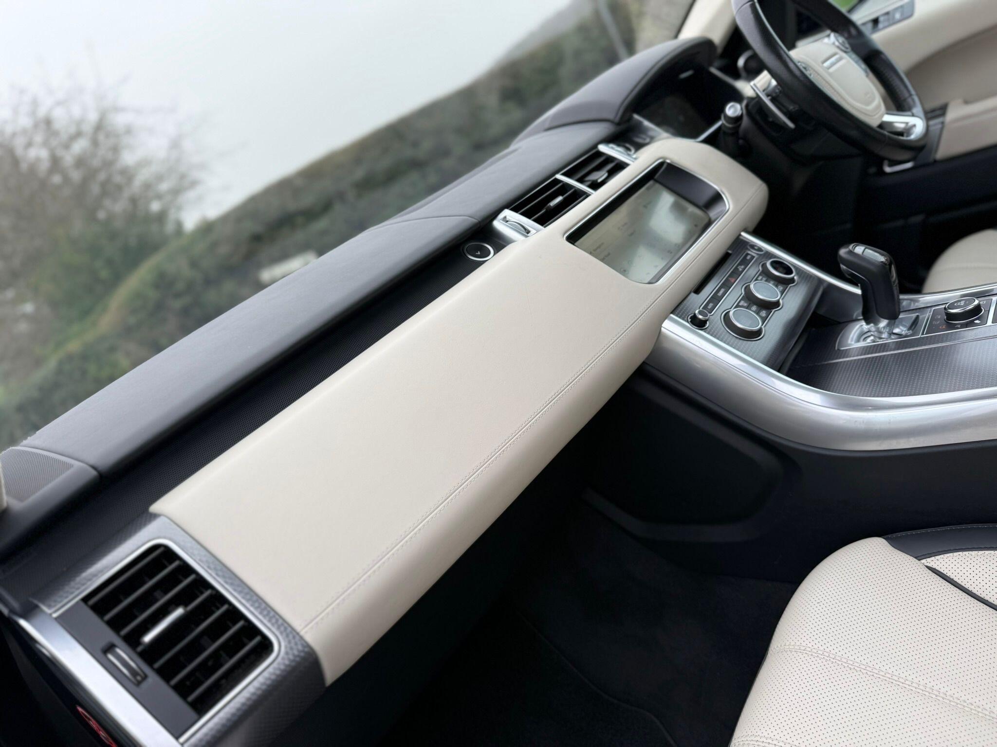 Land Rover RANGE ROVER SPORT - Image 46
