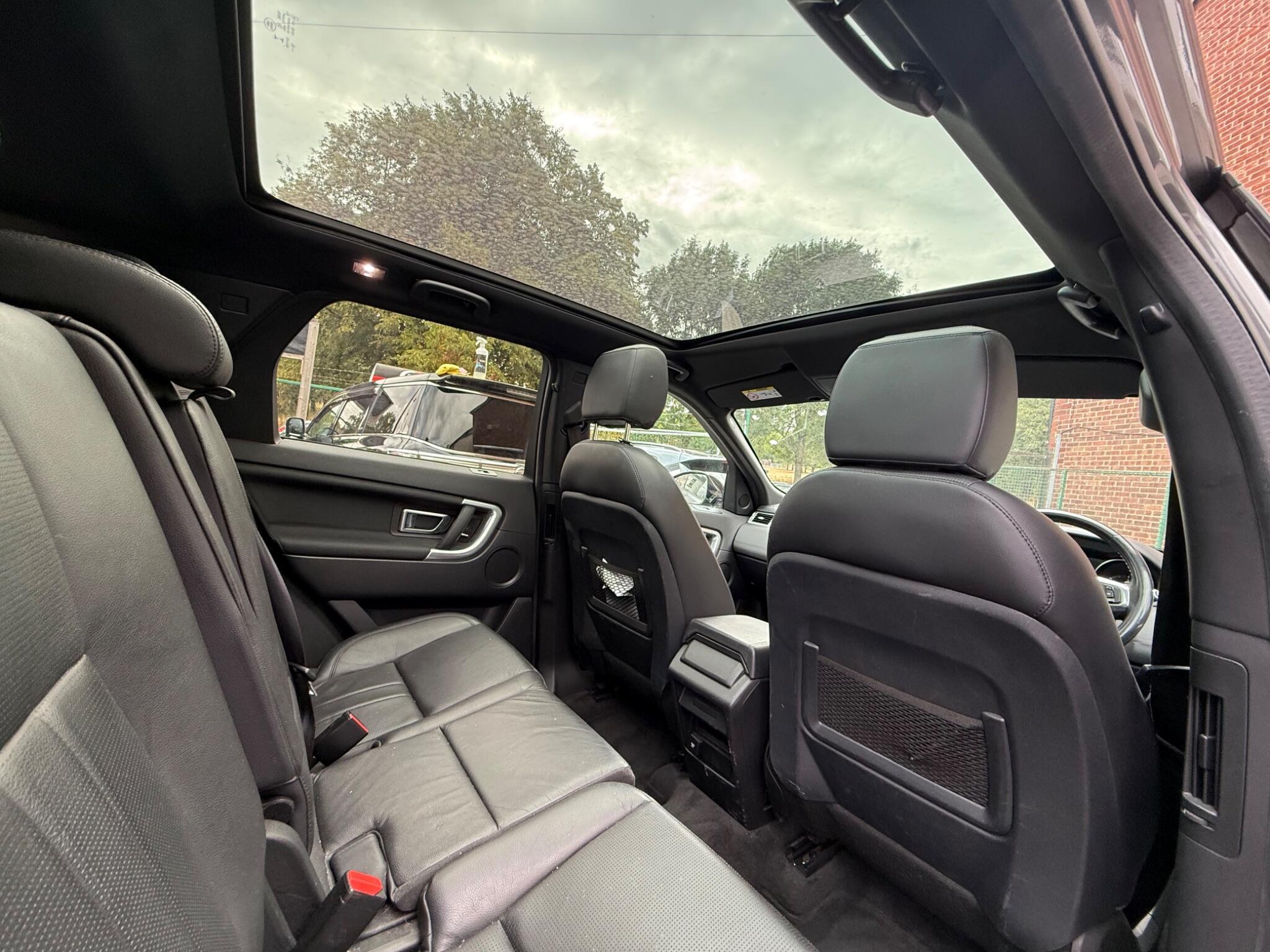 Land Rover DISCOVERY SPORT - Image 9
