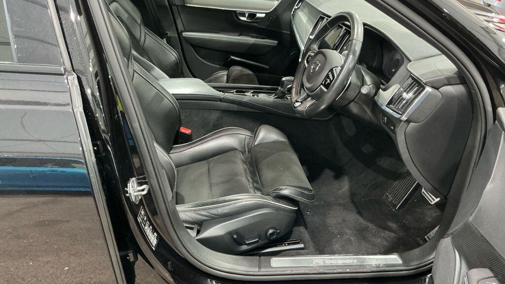 Volvo V90 - Image 3