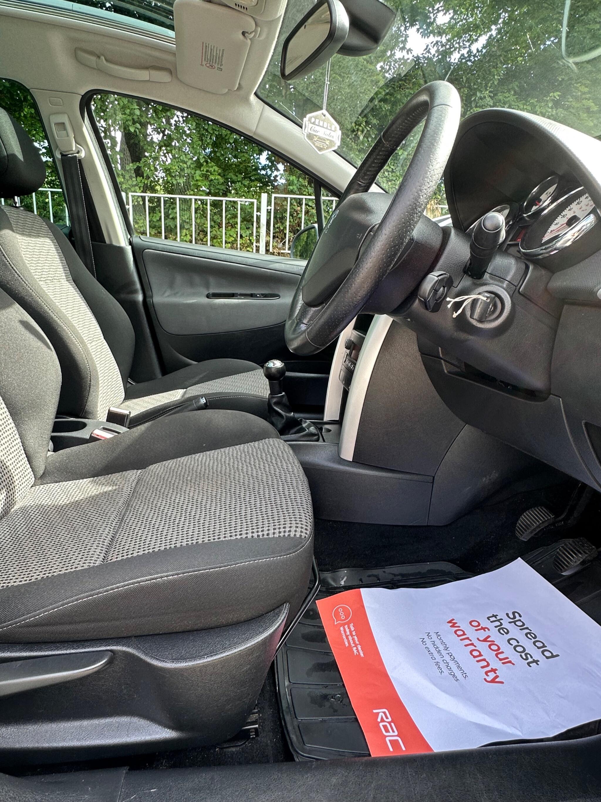 Peugeot 207 SW - Image 15