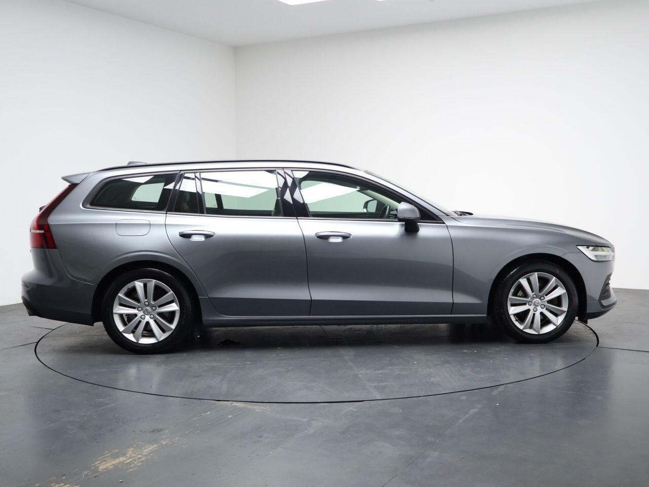 Volvo V60 - Image 14