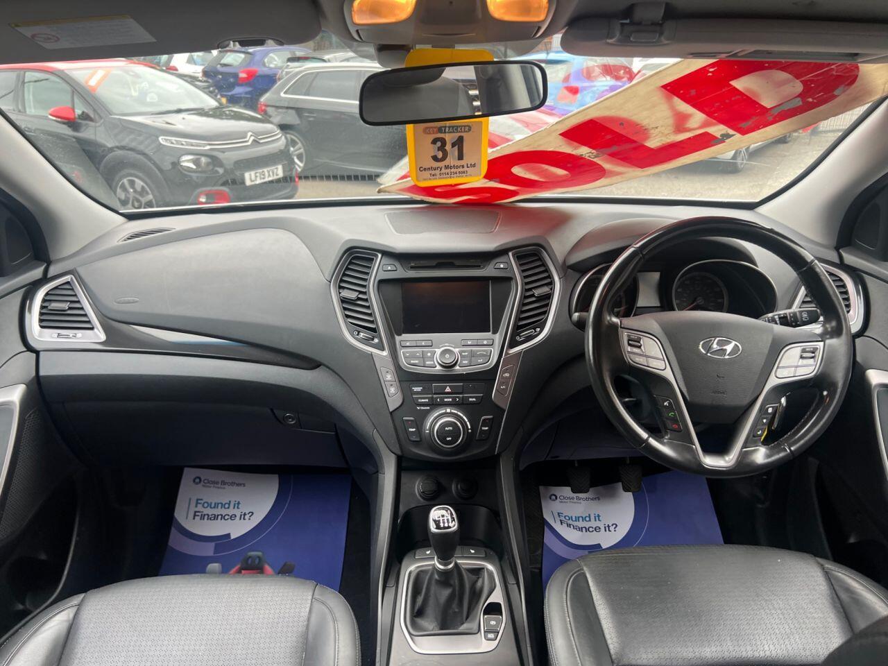 Hyundai Santa Fe - Image 19