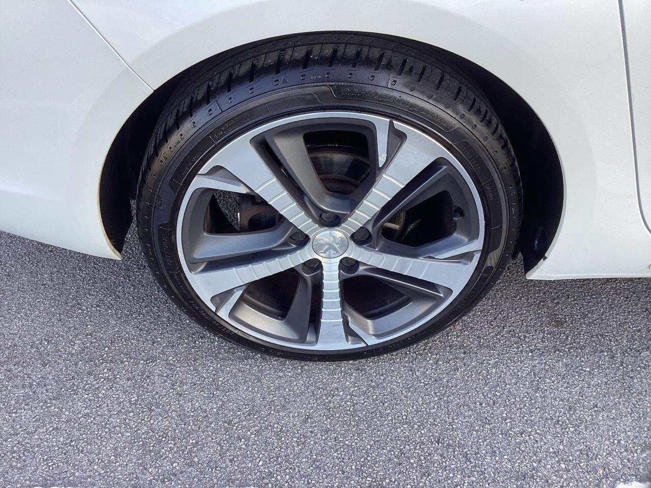 Peugeot 308 SW - Image 9