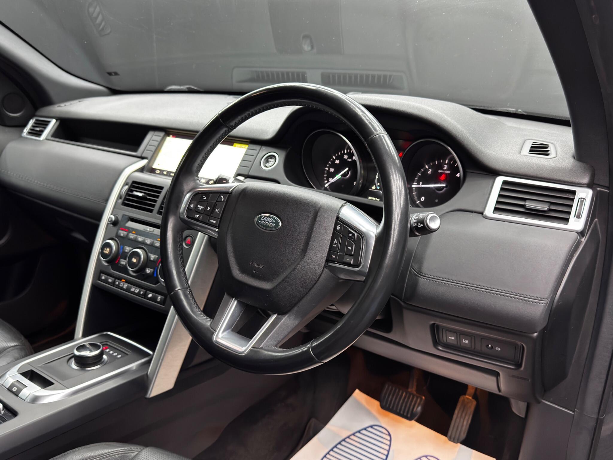 Land Rover DISCOVERY SPORT - Image 9