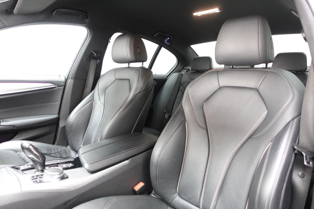 BMW 5 Series - Image 17