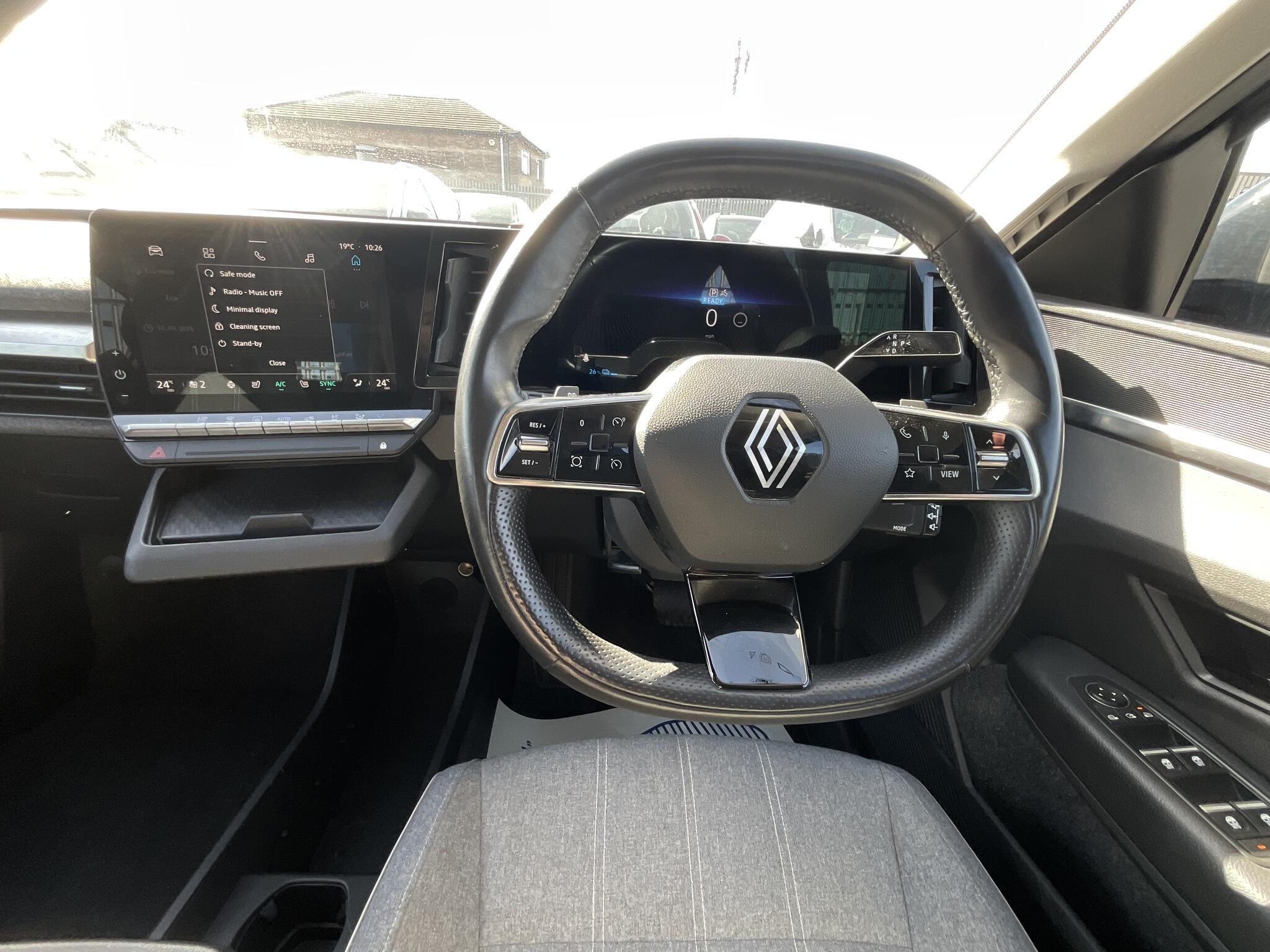 Renault Megane - Image 6