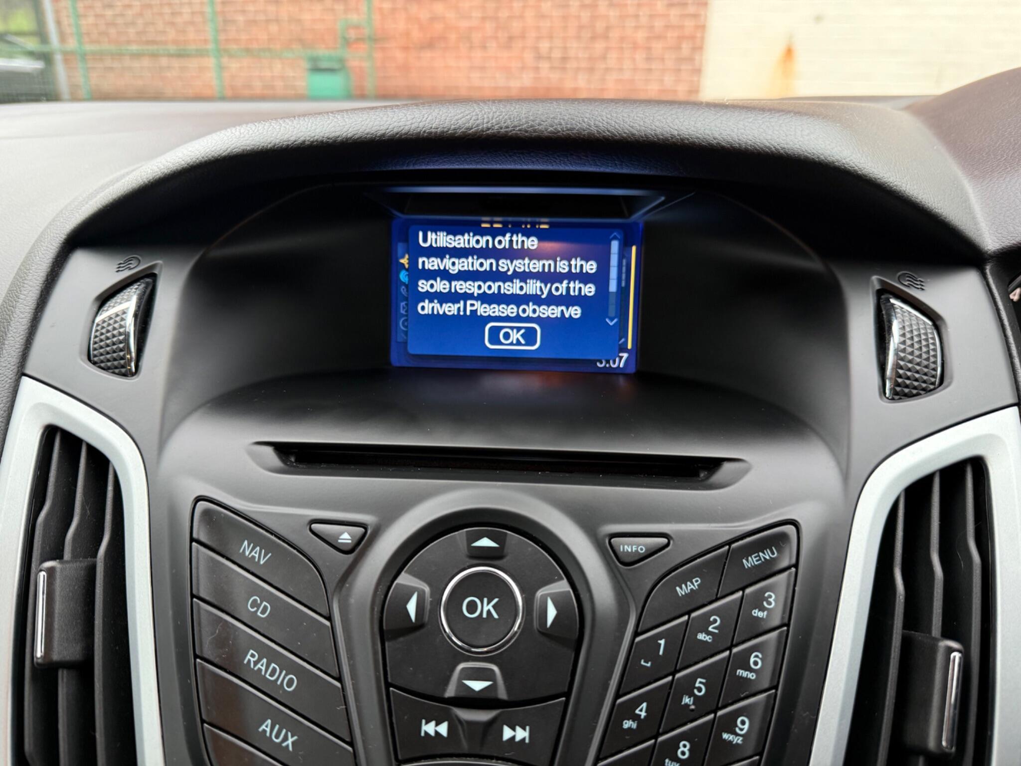 Ford Focus - Image 13