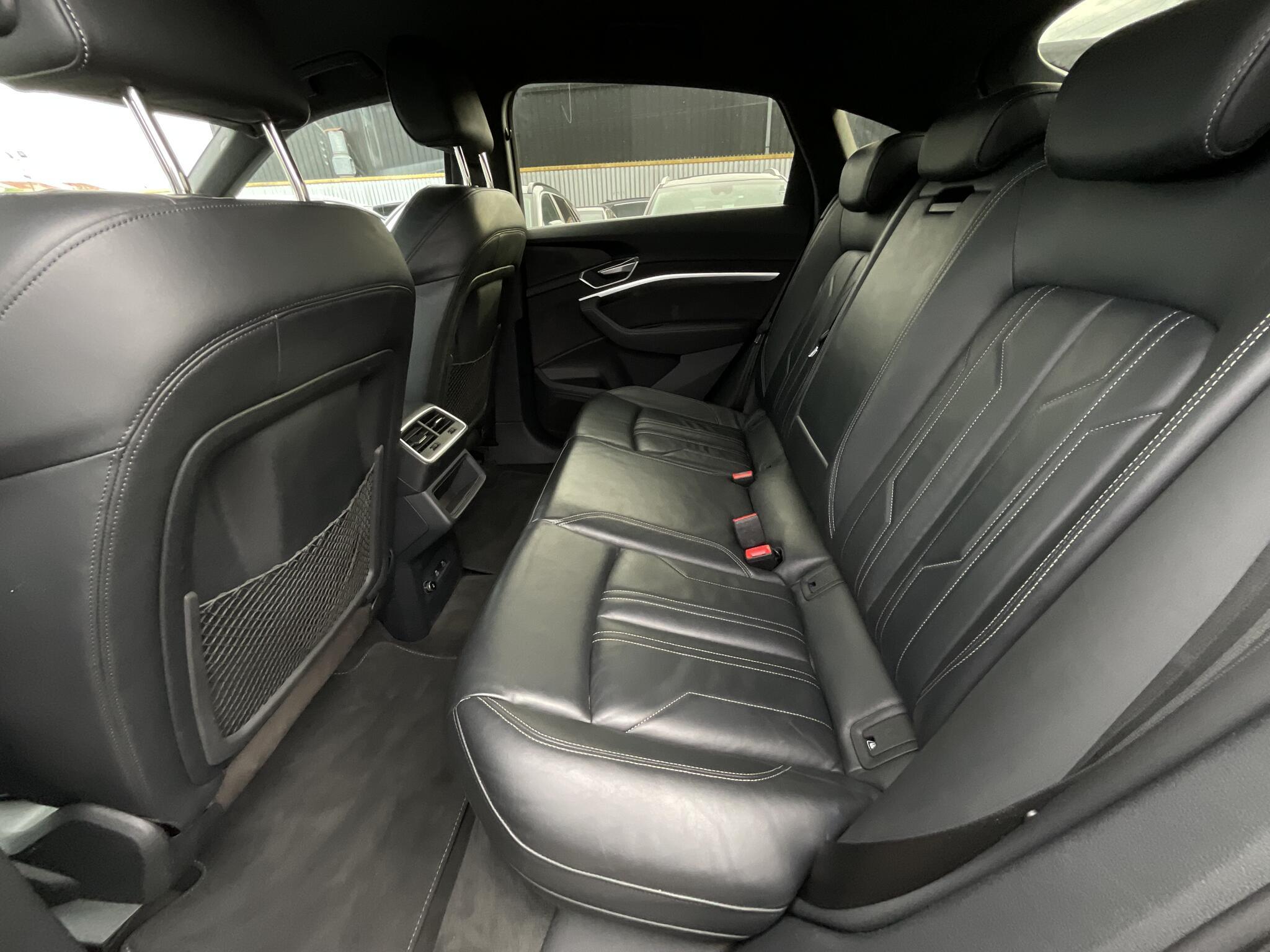Audi E-Tron - Image 15