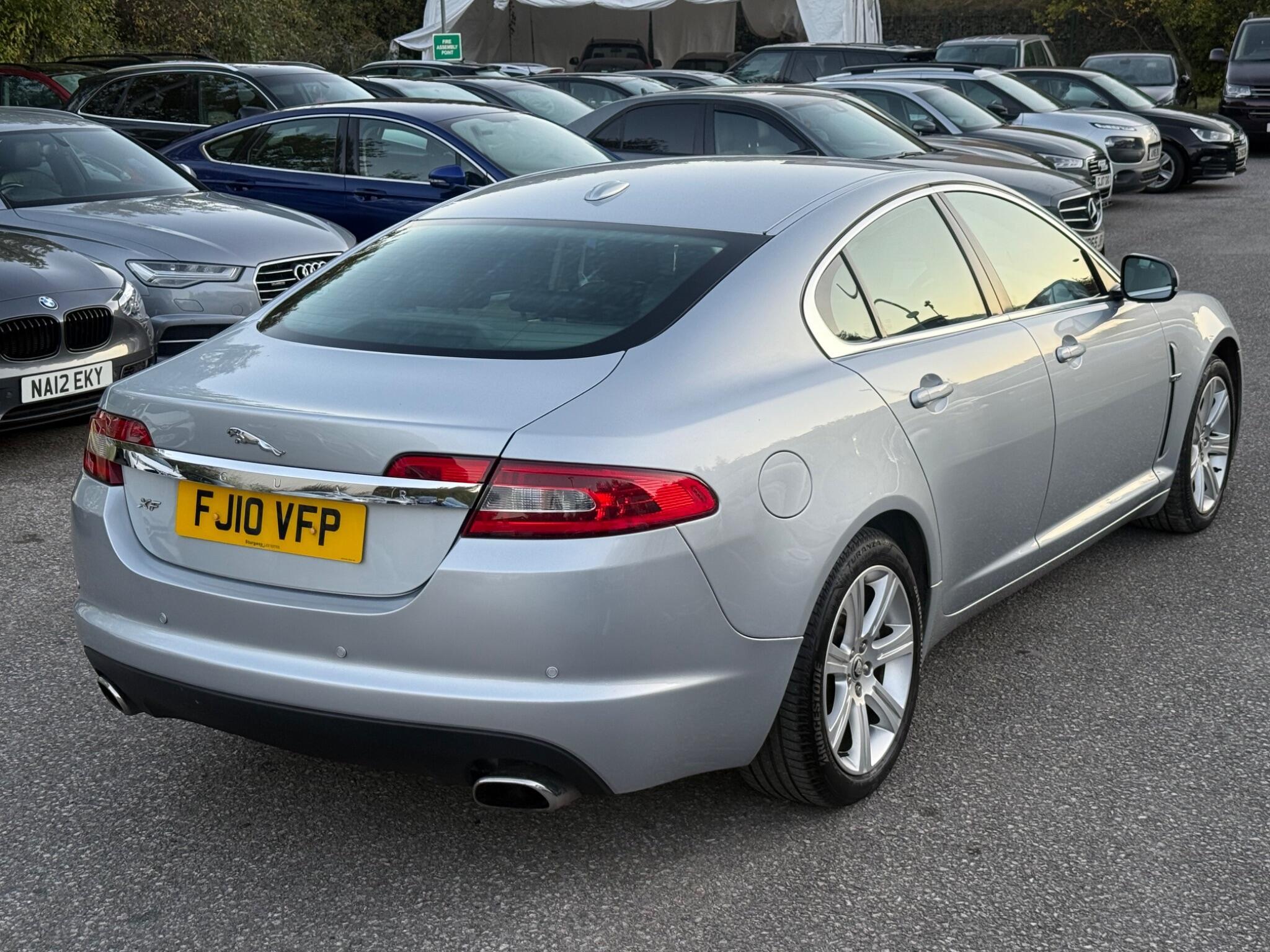 Jaguar XF - Image 13