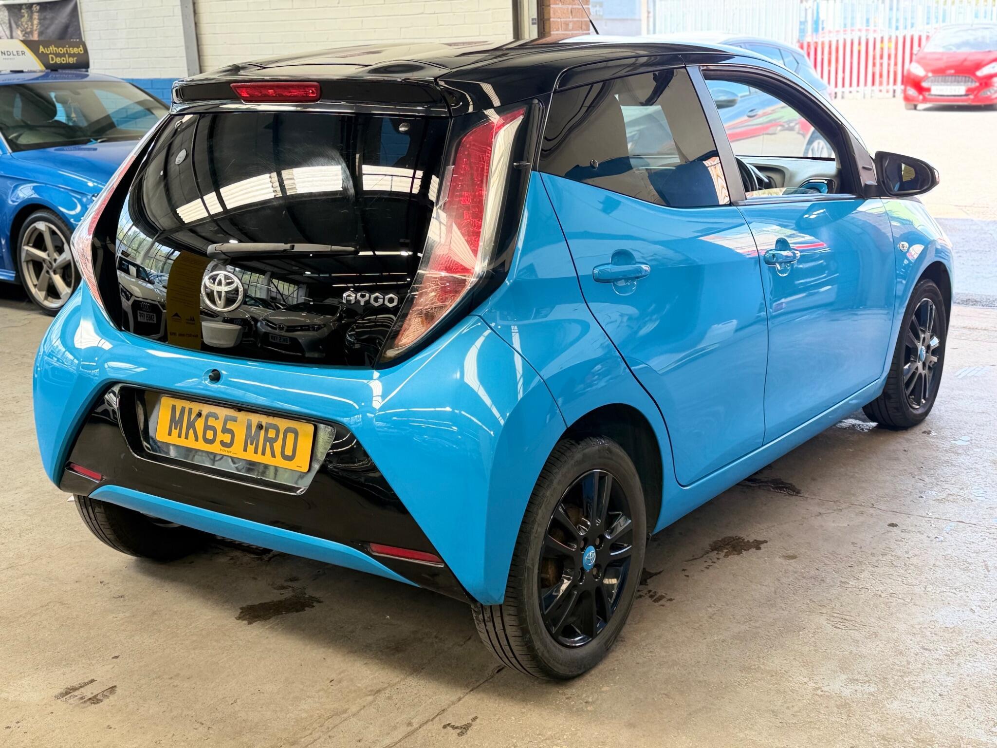 Toyota Aygo - Image 8