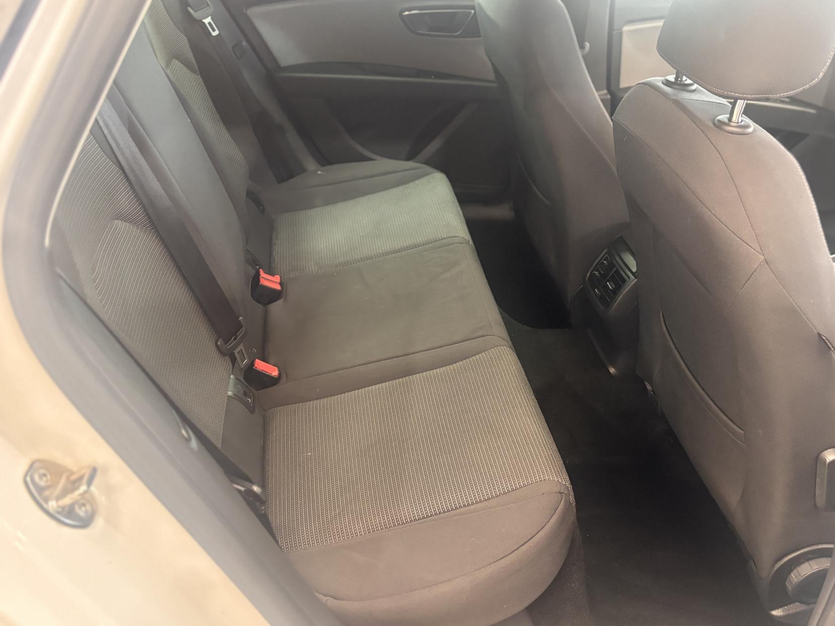 SEAT Leon - Image 17