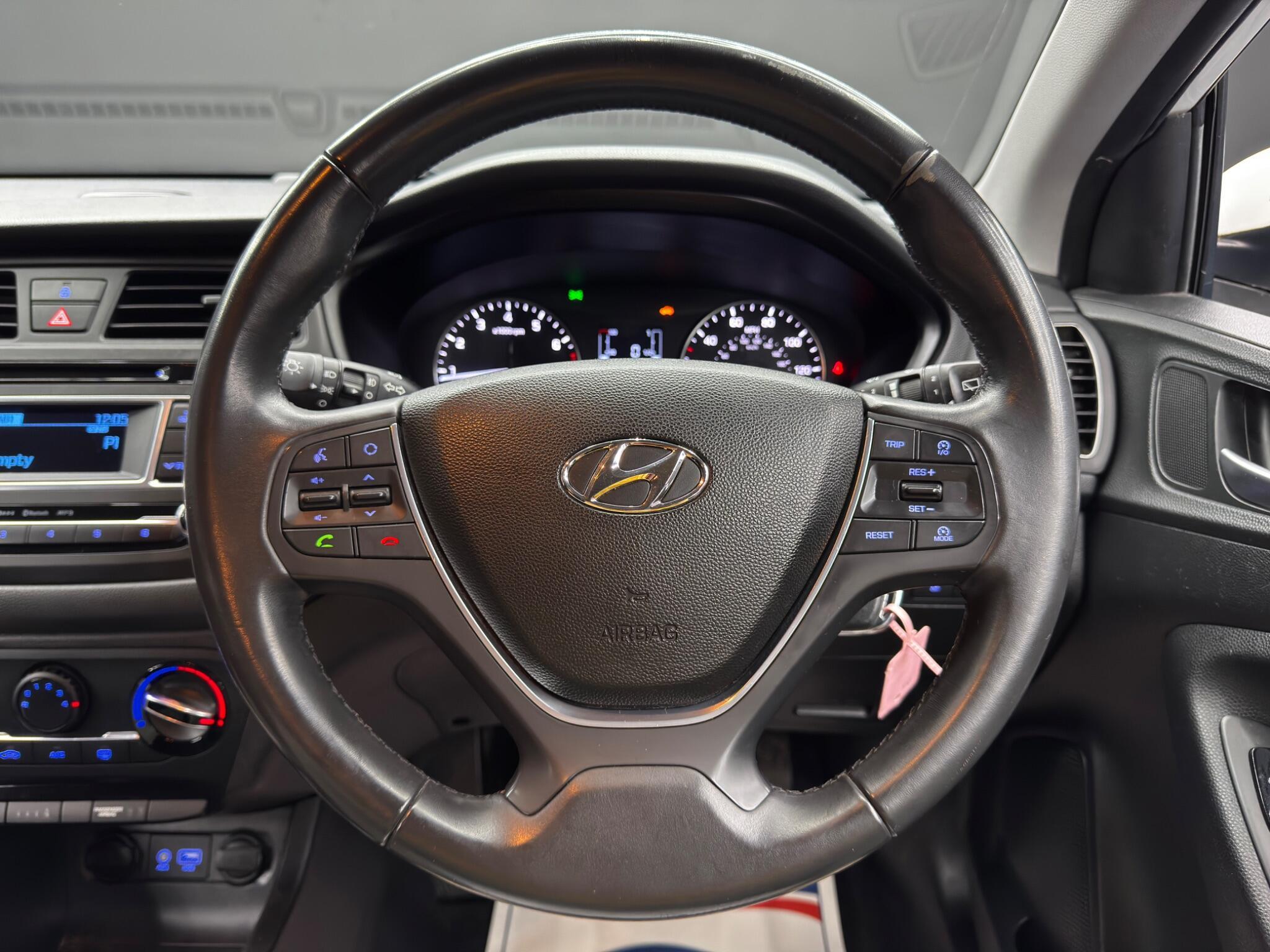 Hyundai i20 - Image 18