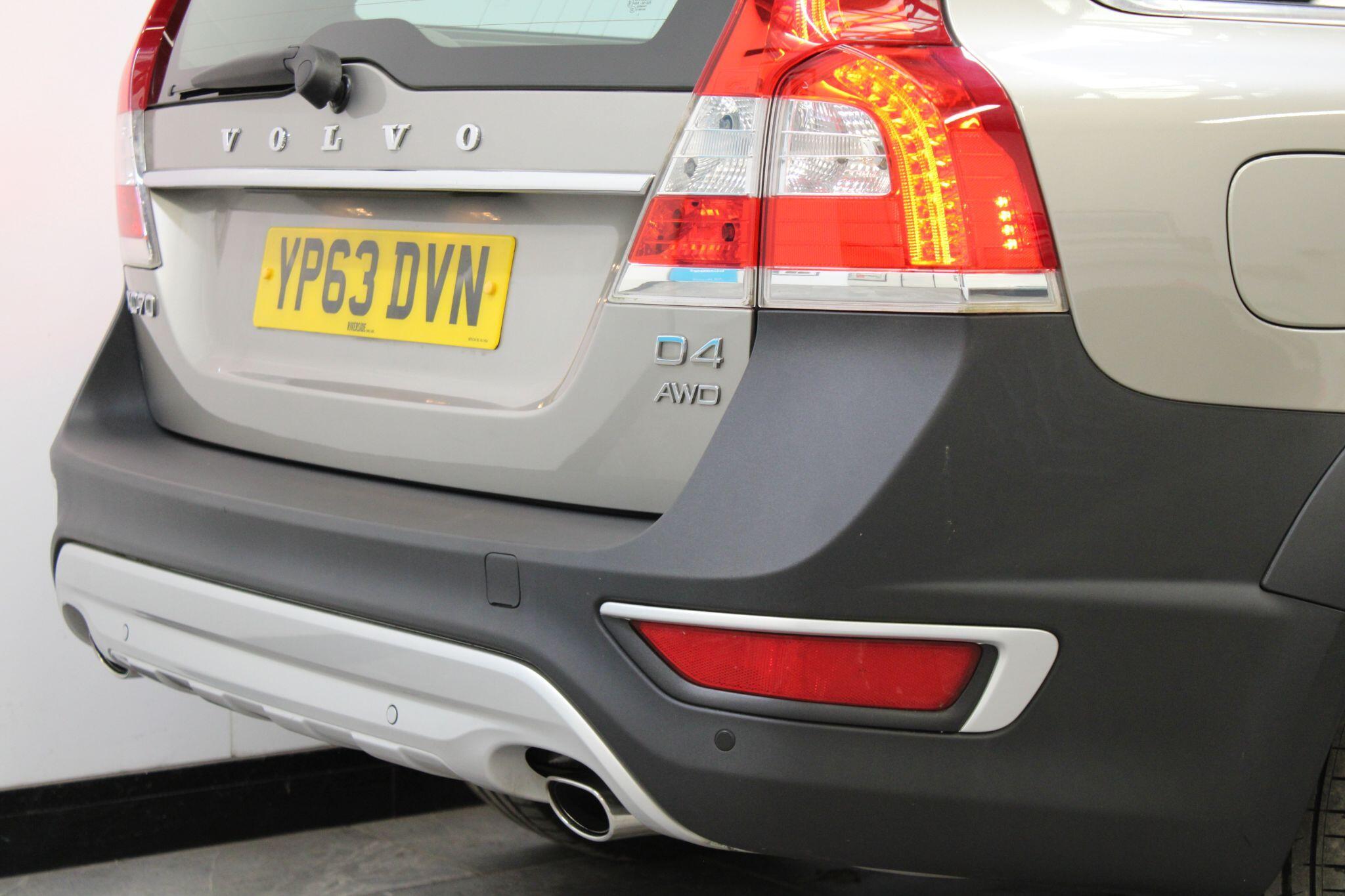 Volvo XC70 - Image 9