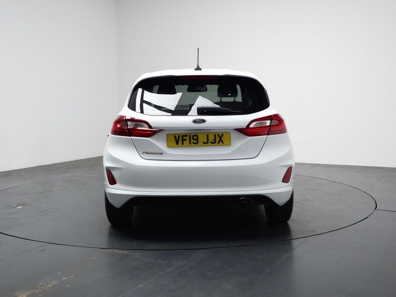 Ford Fiesta - Image 11