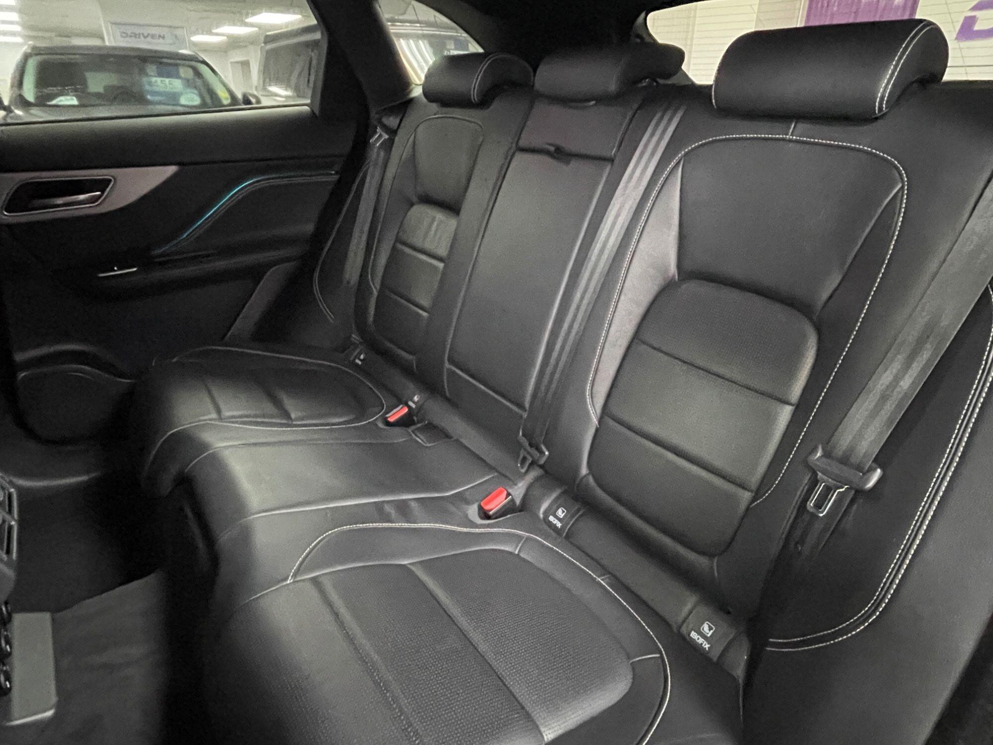 Jaguar F-Pace - Image 30