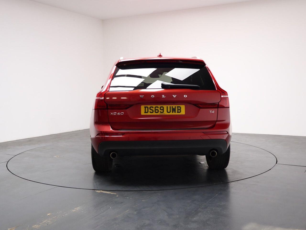 Volvo XC60 - Image 11