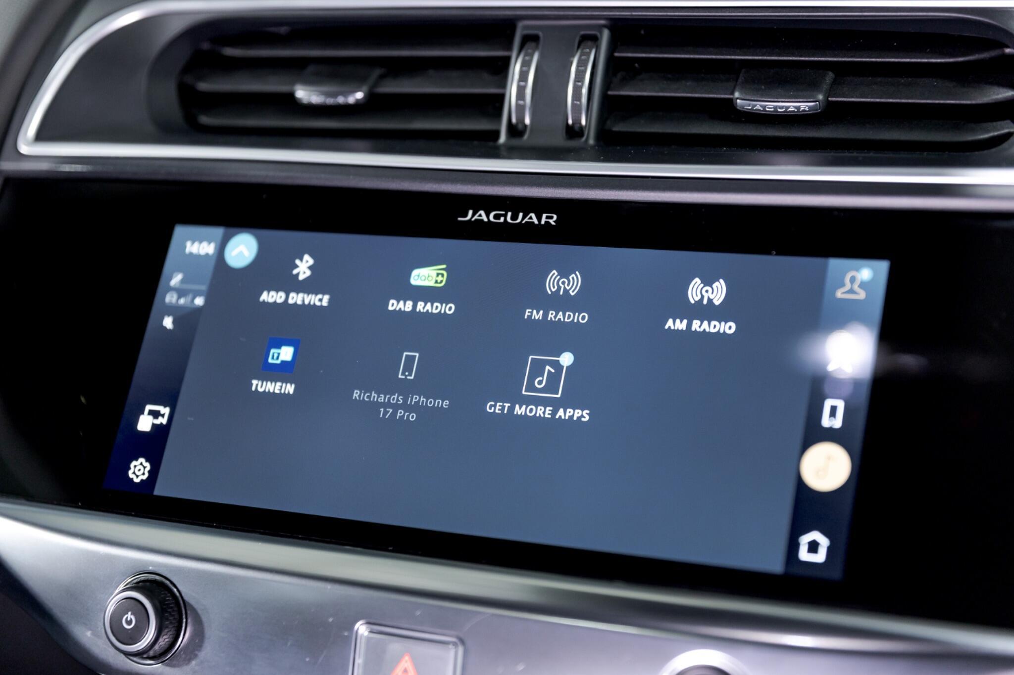 Jaguar I-Pace - Image 40