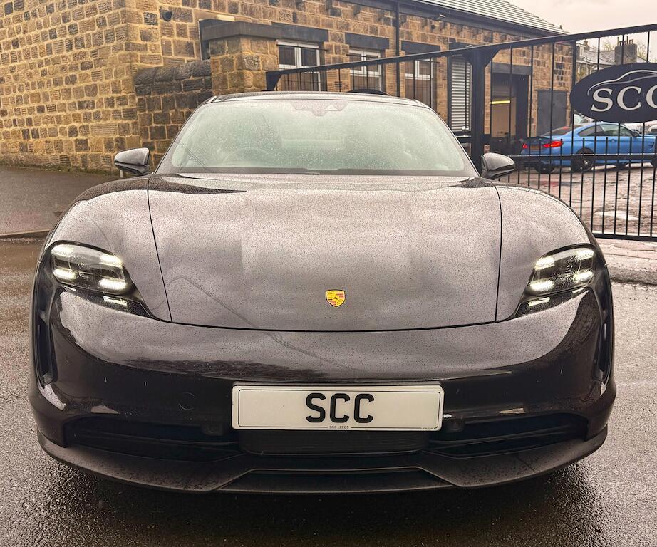 Porsche Taycan - Image 6