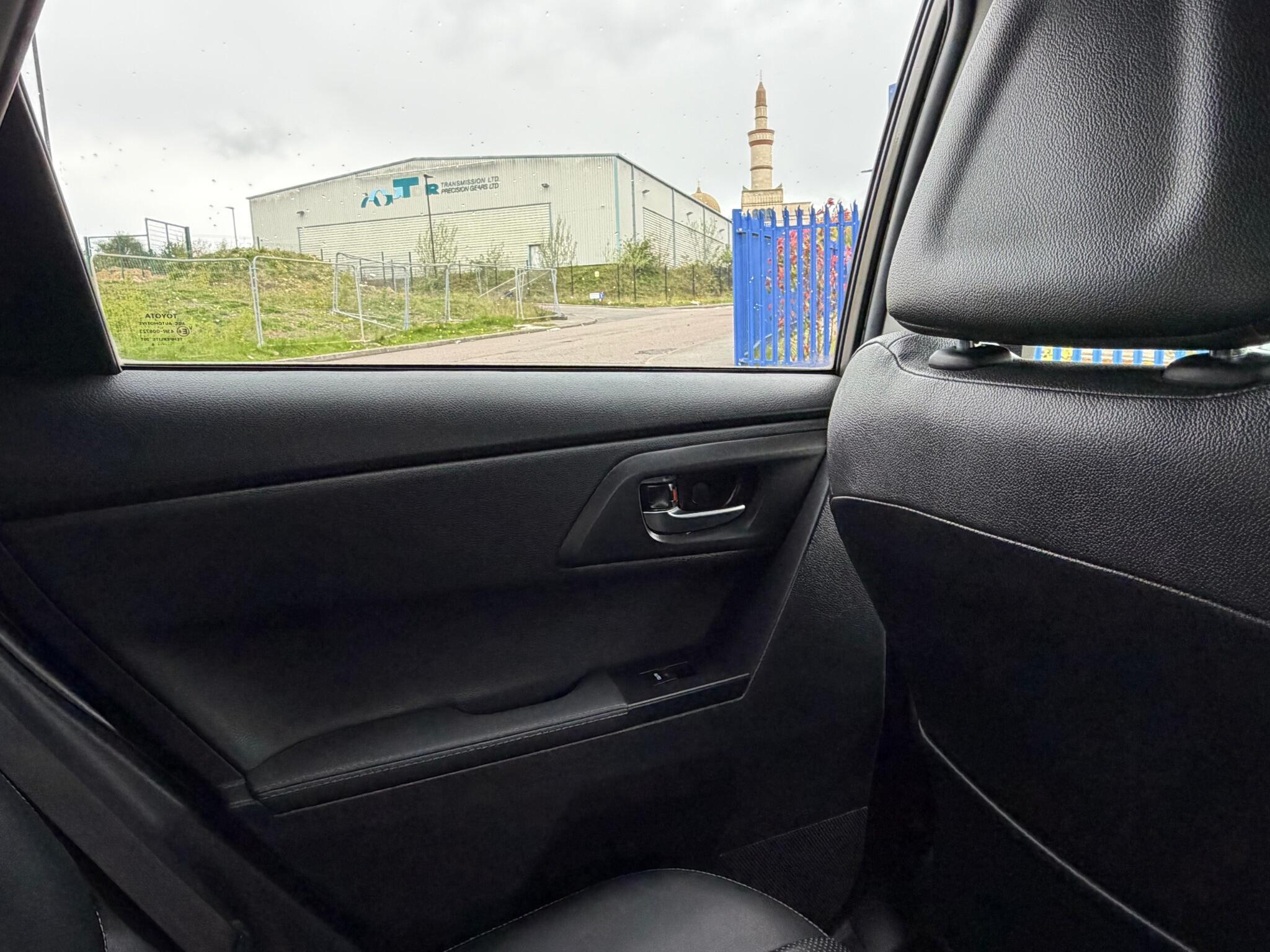 Toyota Auris - Image 30