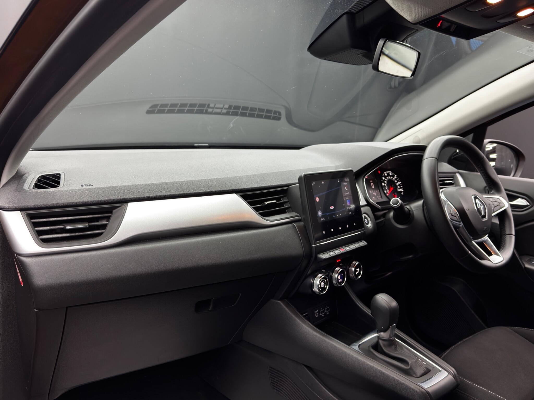 Renault Captur - Image 11