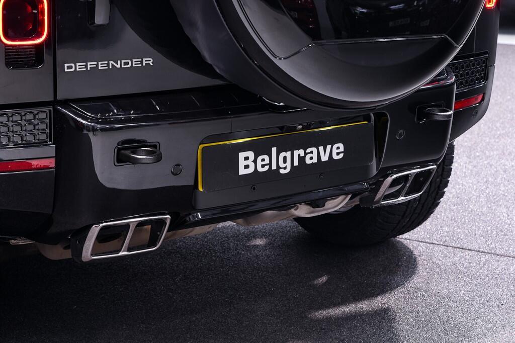 Land Rover Defender 110 - Image 18