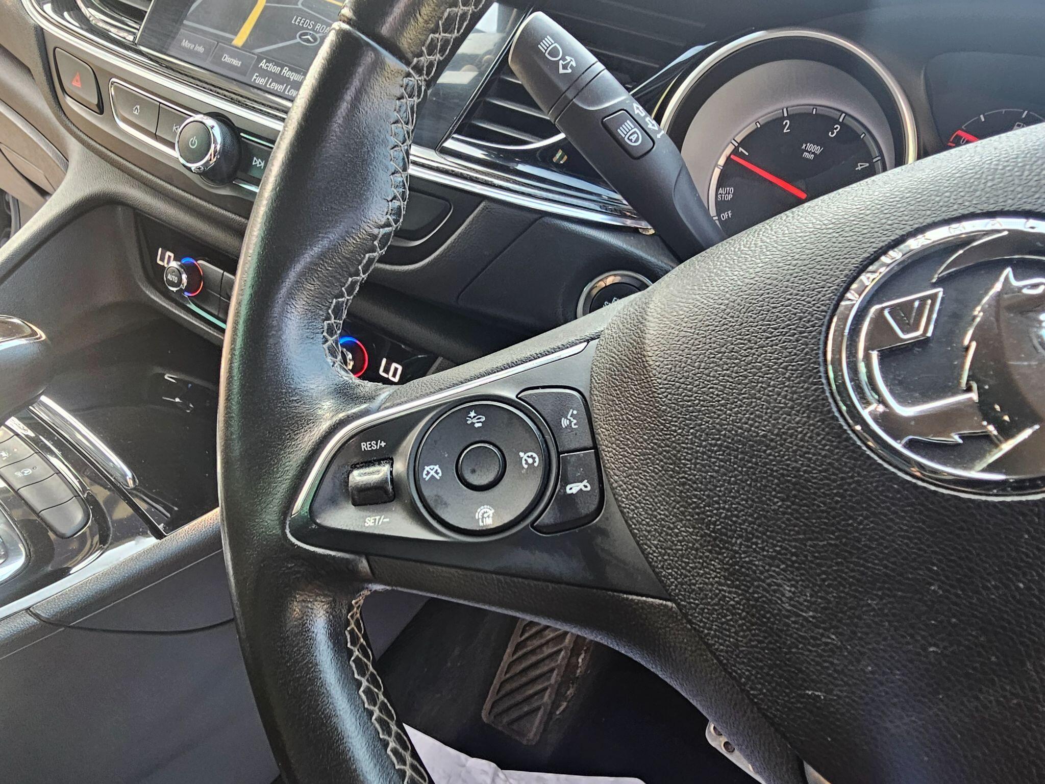 Vauxhall Insignia - Image 28