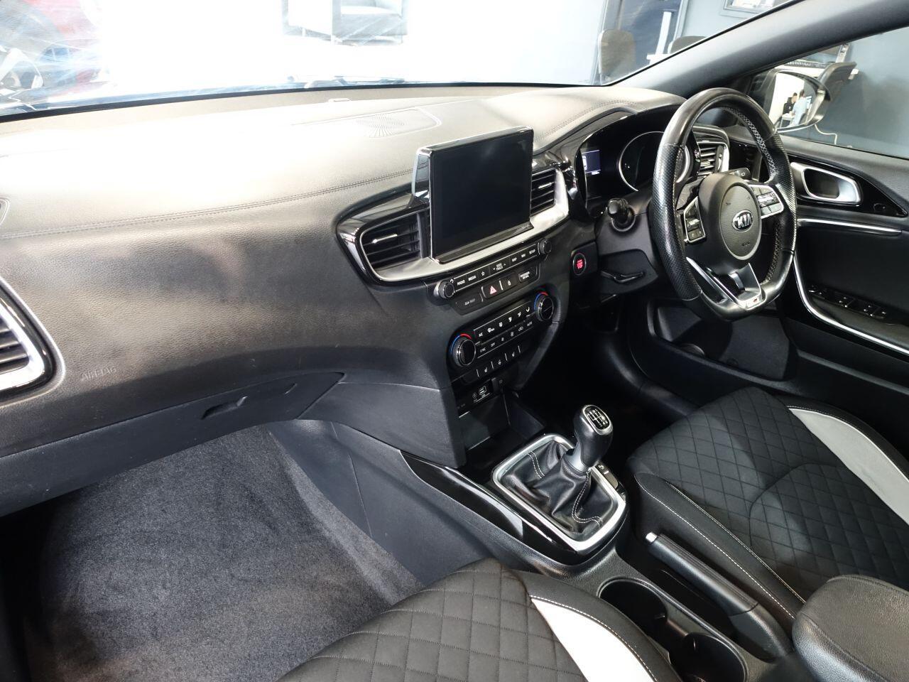 Kia ceed - Image 11