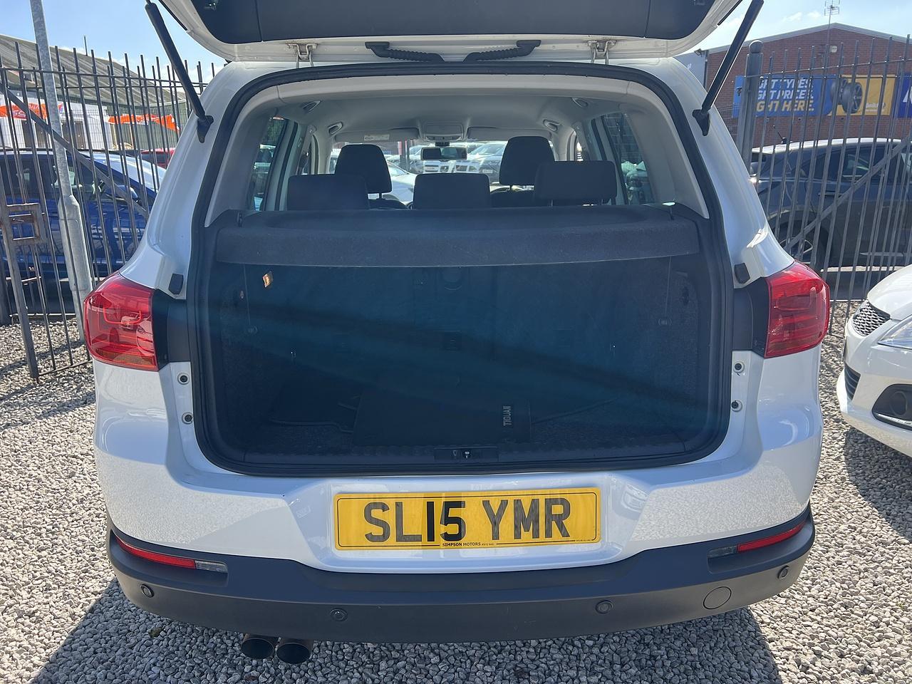 Volkswagen Tiguan - Image 10