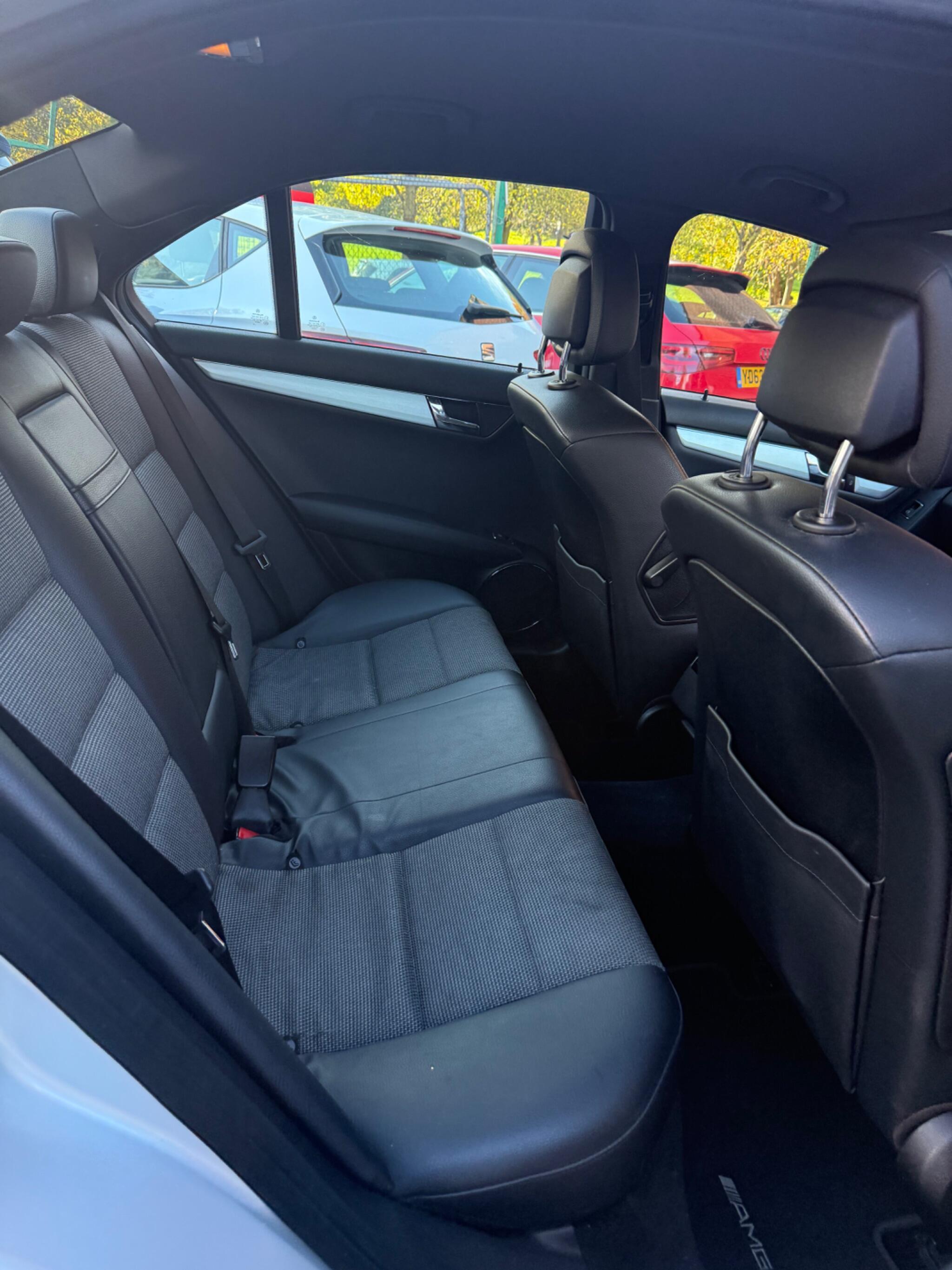 Mercedes C Class - Image 12
