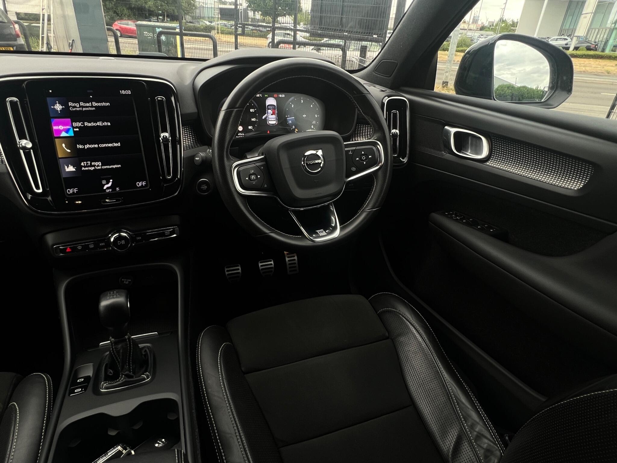 Volvo XC40 - Image 18