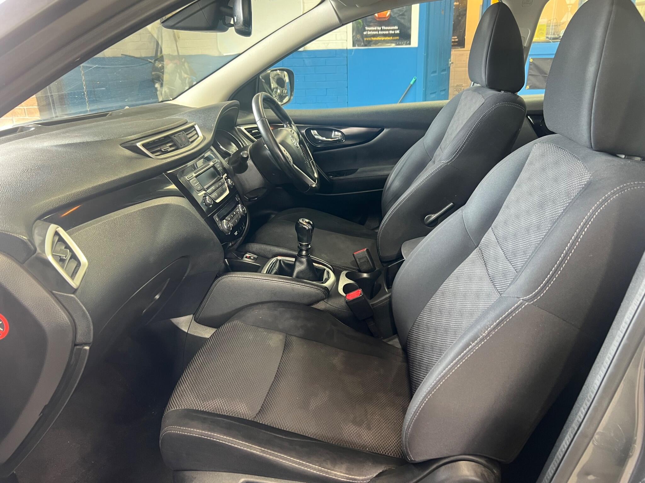 Nissan Qashqai - Image 23