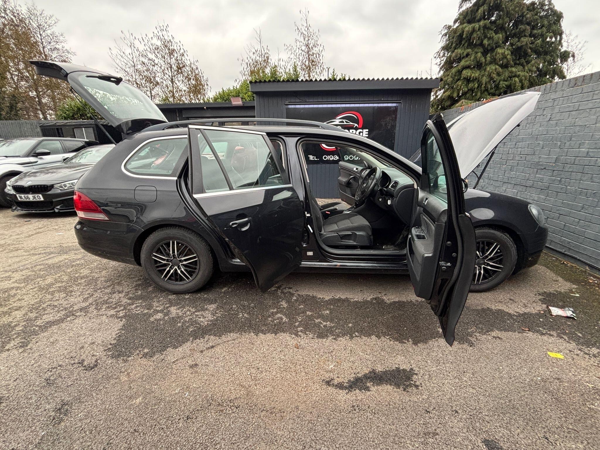 Volkswagen Golf - Image 18