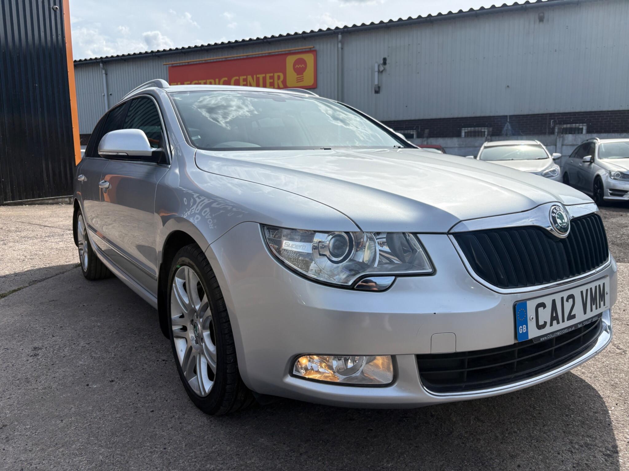 Skoda Superb - Image 10