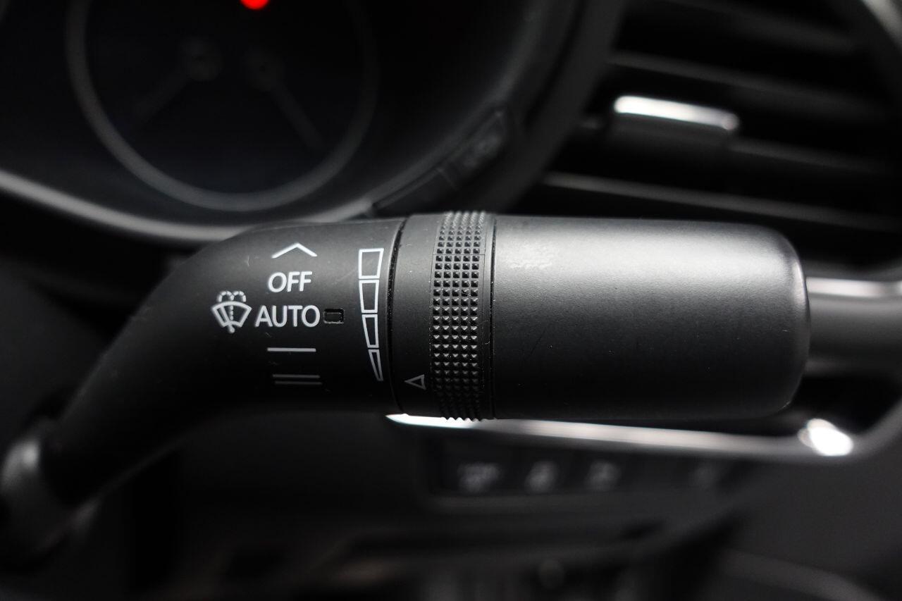 Mazda MAZDA3 - Image 46