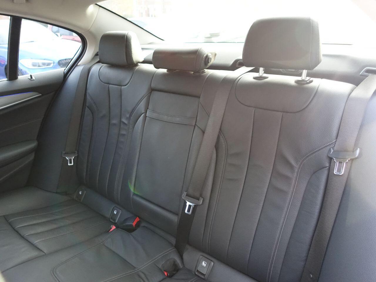 BMW 5 Series - Image 16