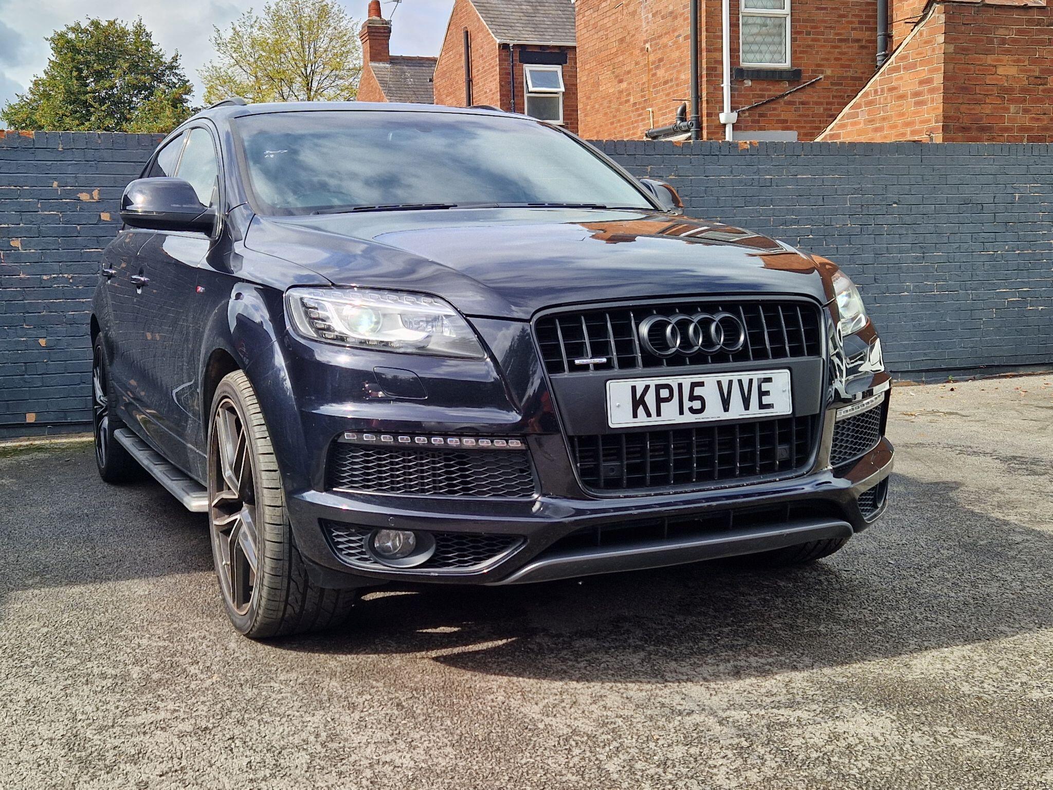 Audi Q7 - Image 18