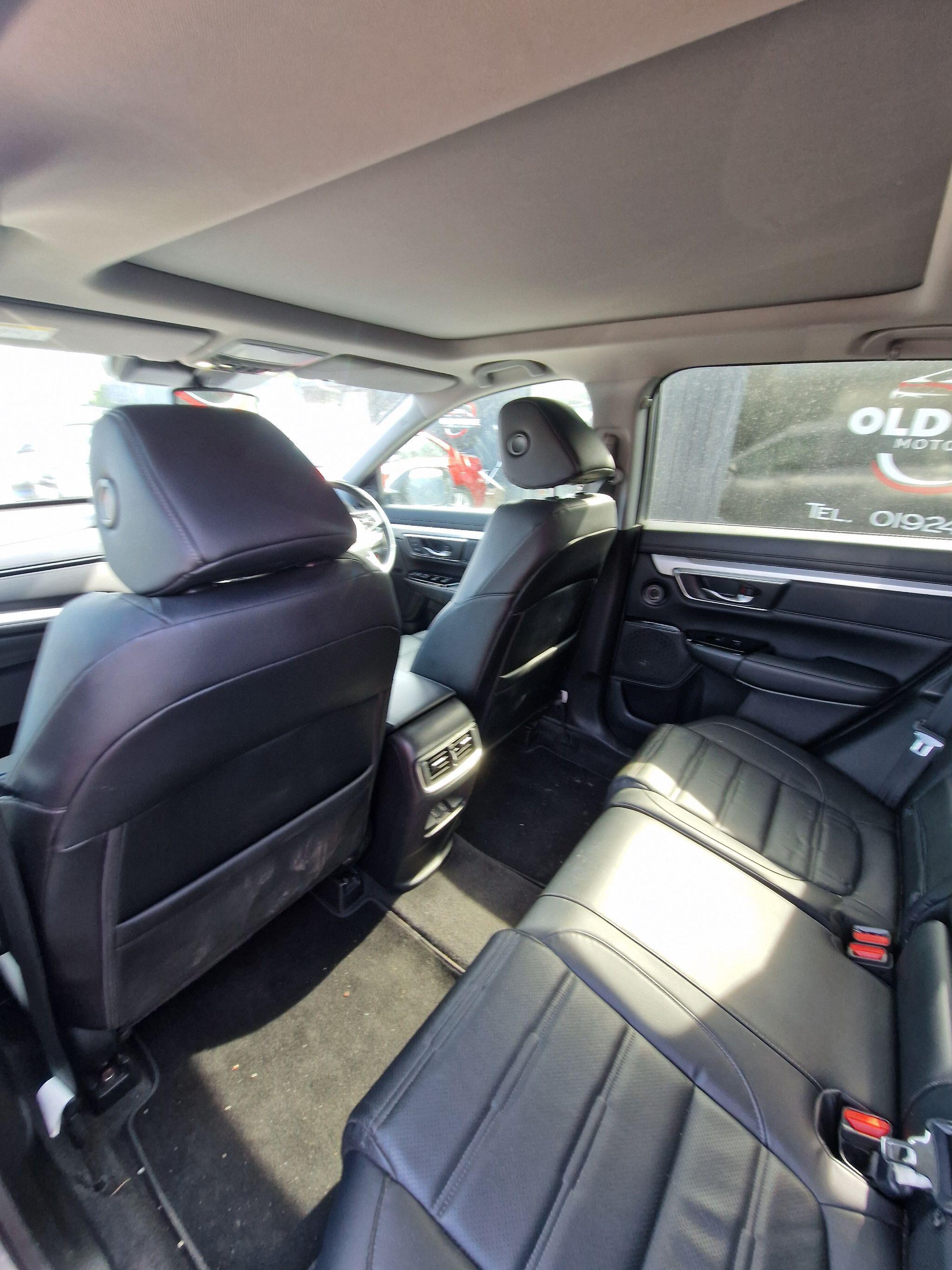 Honda CR-V - Image 40