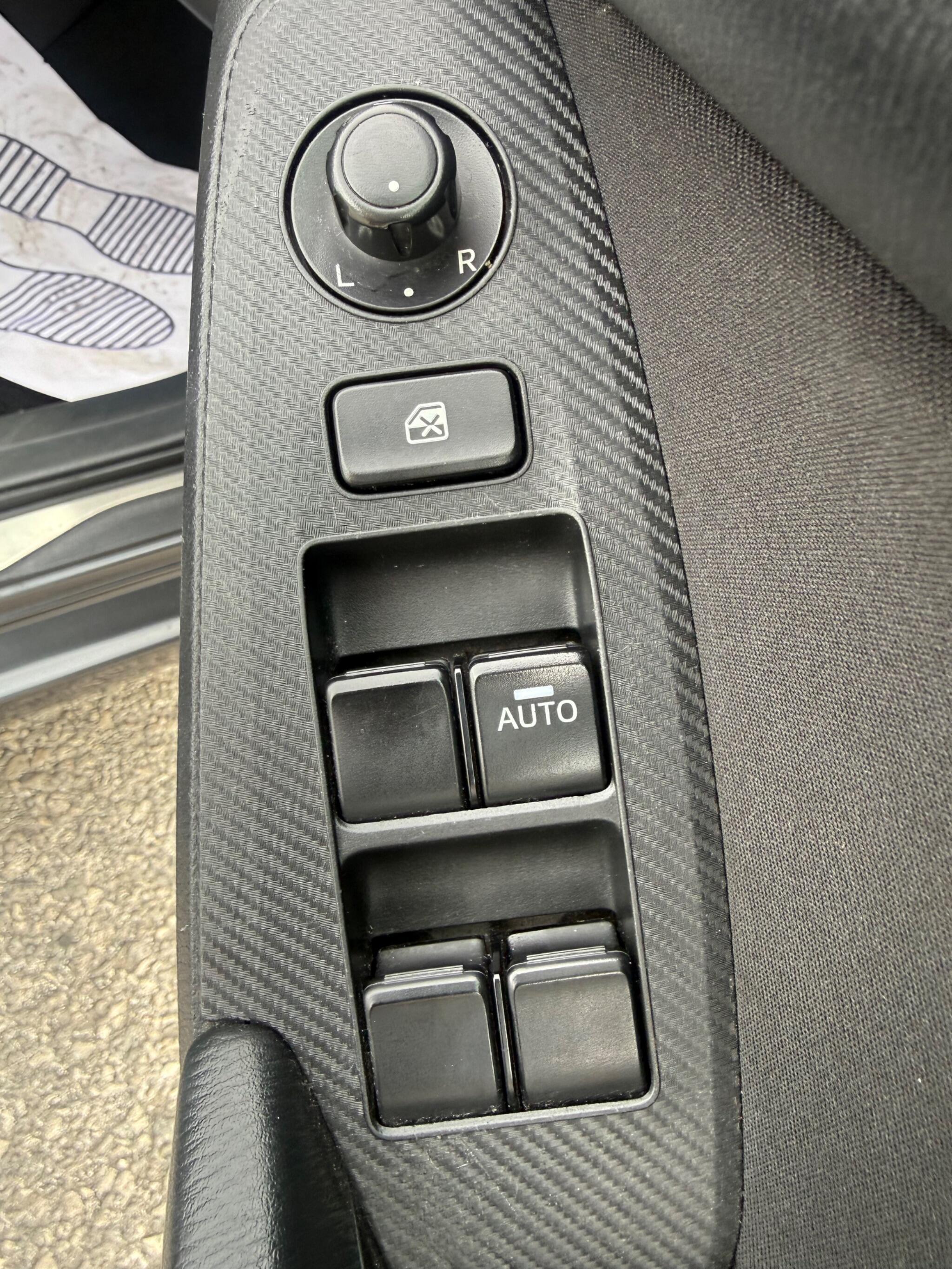 Mazda MAZDA3 - Image 14