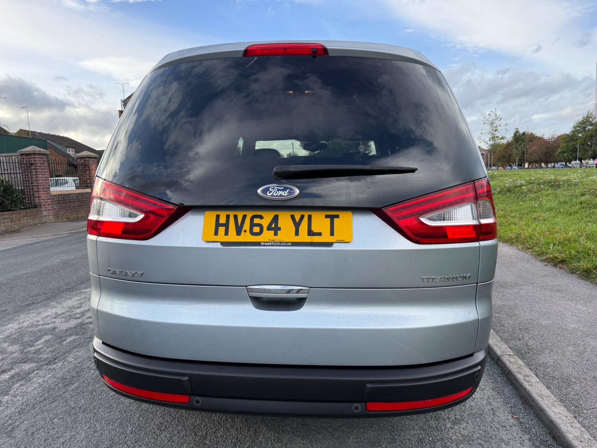 Ford Galaxy - Image 4