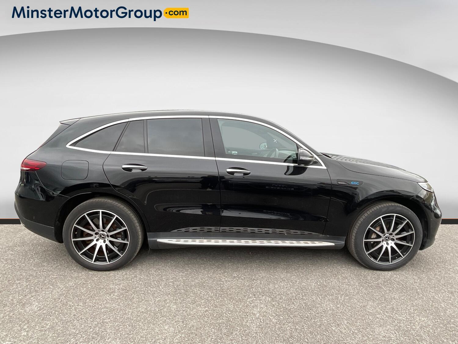 Mercedes Eqc - Image 2