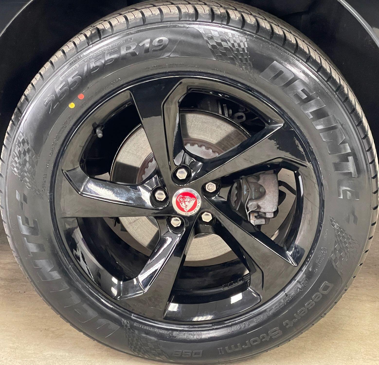 Jaguar F-Pace - Image 17