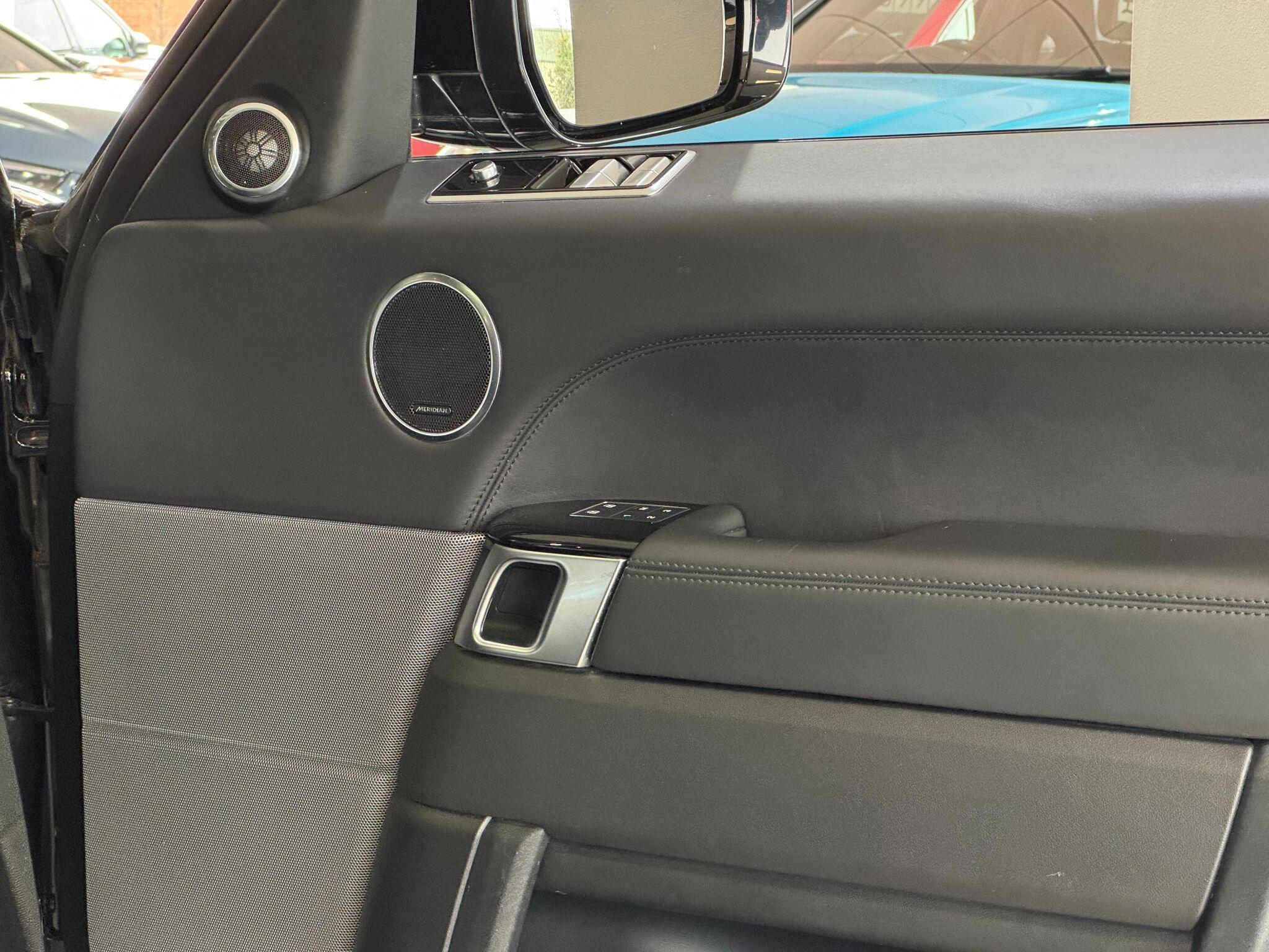 Land Rover RANGE ROVER SPORT - Image 28