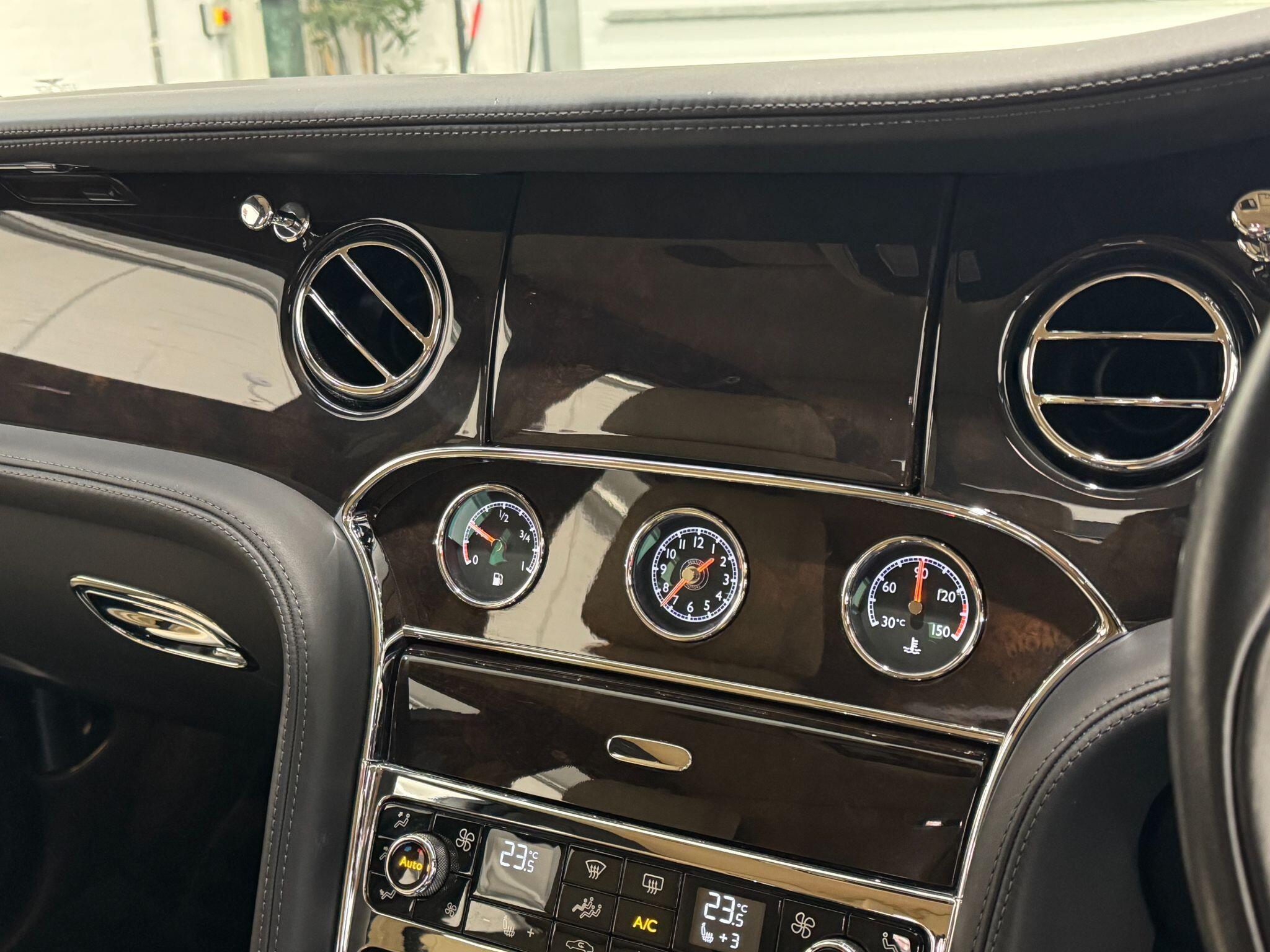 Bentley Mulsanne - Image 42