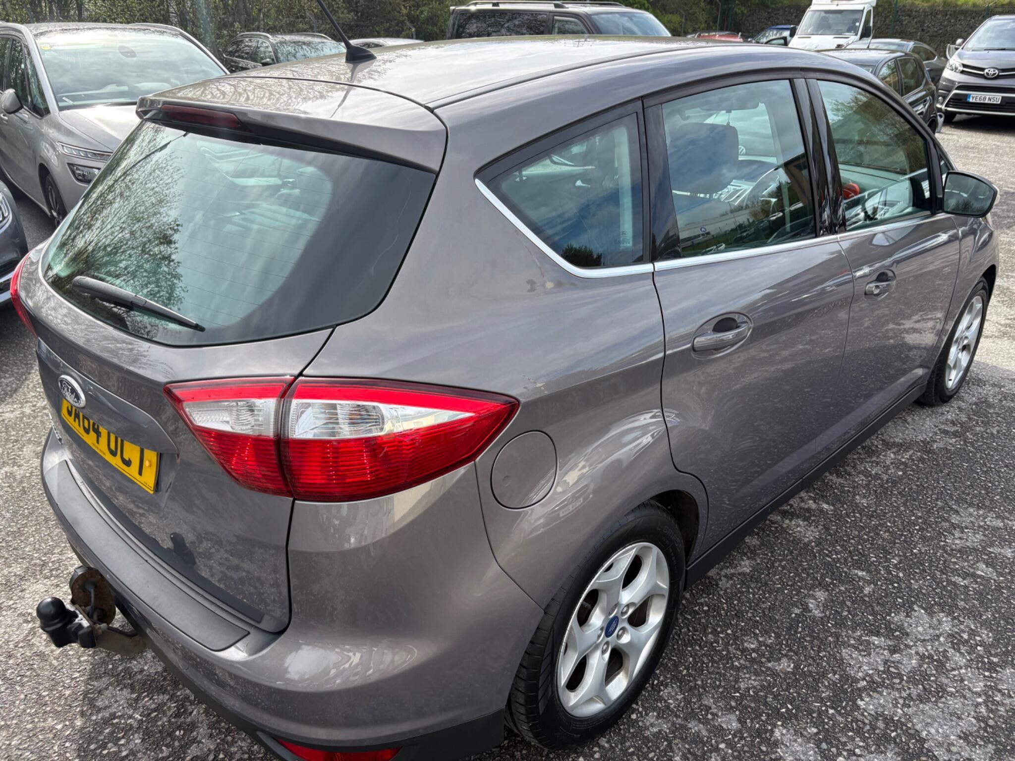 Ford C-MAX - Image 18