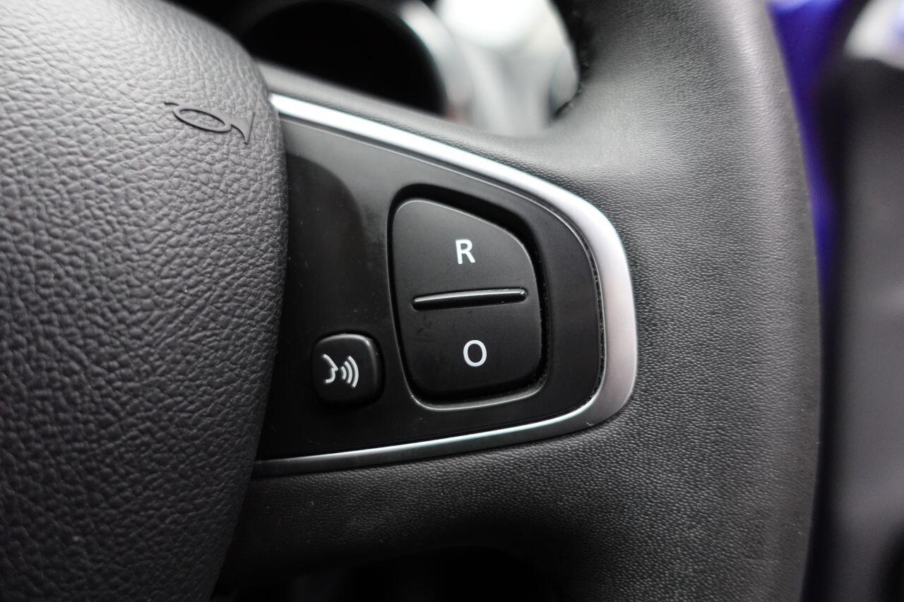 Renault Clio - Image 30