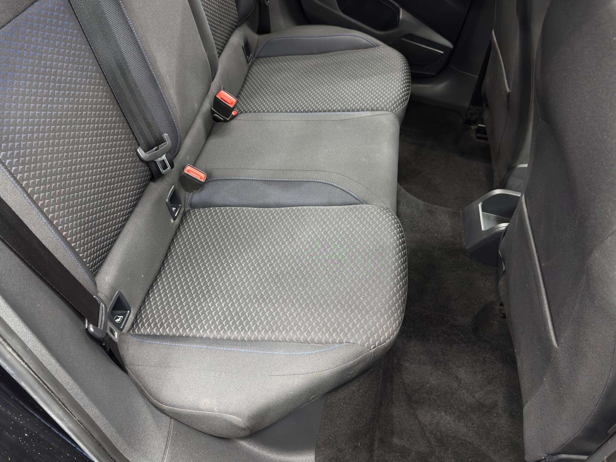 Volkswagen Polo - Image 15